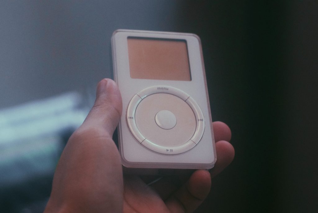 Apple's iPod (2nd generation)